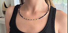 Siyah Kristal Boncuk Tasarımlı Kolye