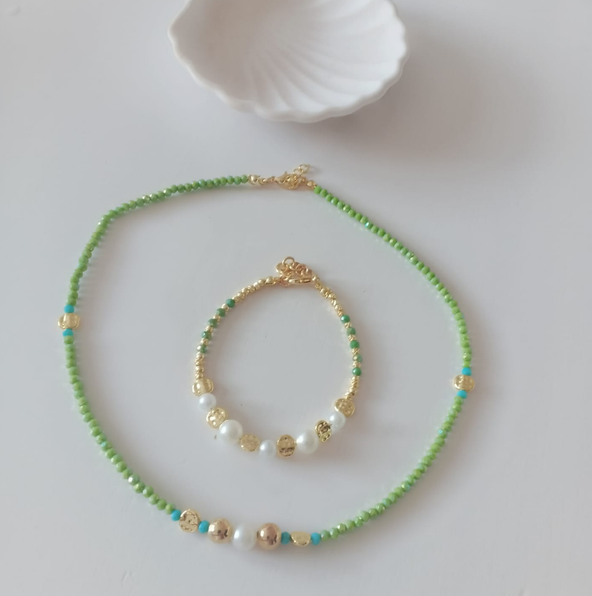 Yeşil Kristal Boncuklu Kolye ve Bileklik Seti
