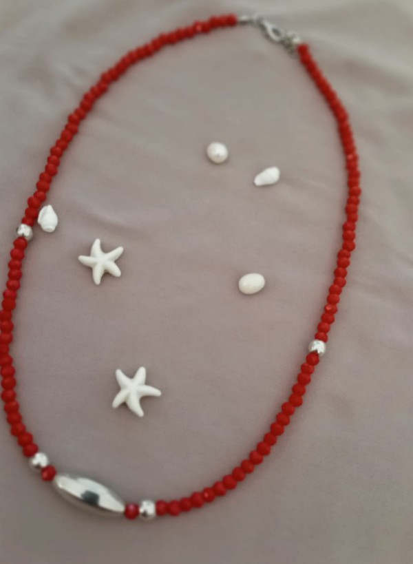 Kırmızı Kristal boncuklu Gümüş Aksesuarlı Kolye